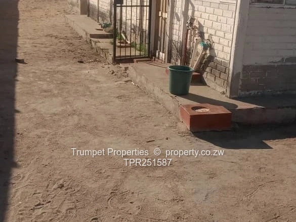 3-Bed Prospect Home on 1,000m² - & Yard
