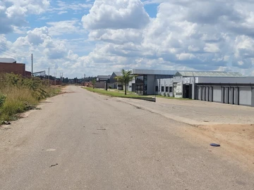 Commercial & Industrial Land