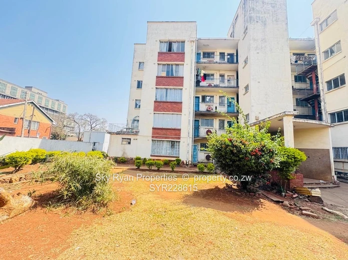 Blandford Court Flat For Sale