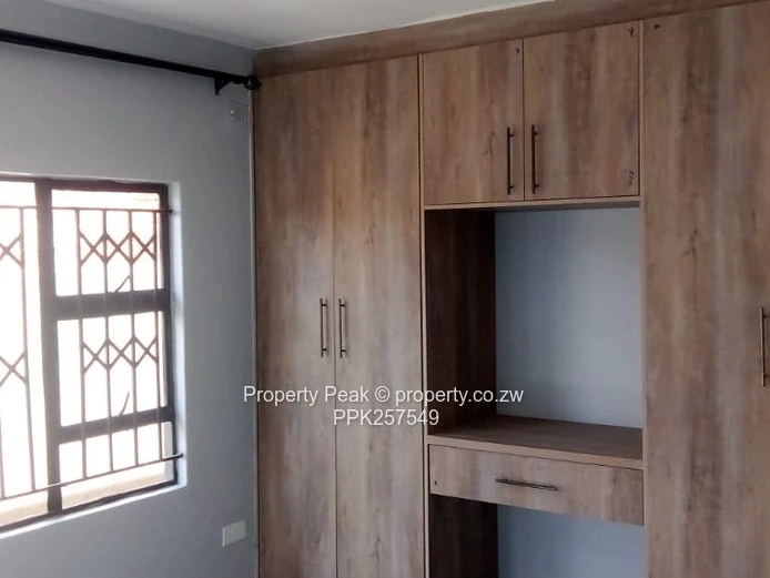 Spacious 4-Bed Fidelity Home – Borehole & Modern Finishes