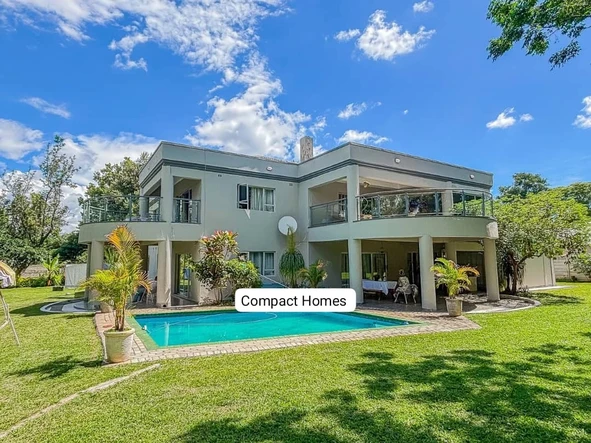 7 Bedroom House
