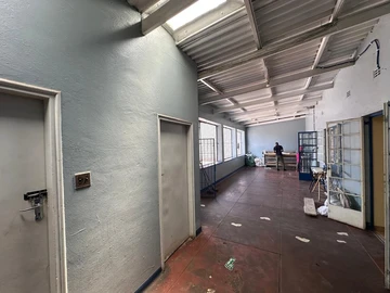 Shop & Retail Property