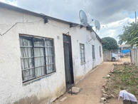 For Sale: 4-Bedroom Semi-Detached House – Pumula East