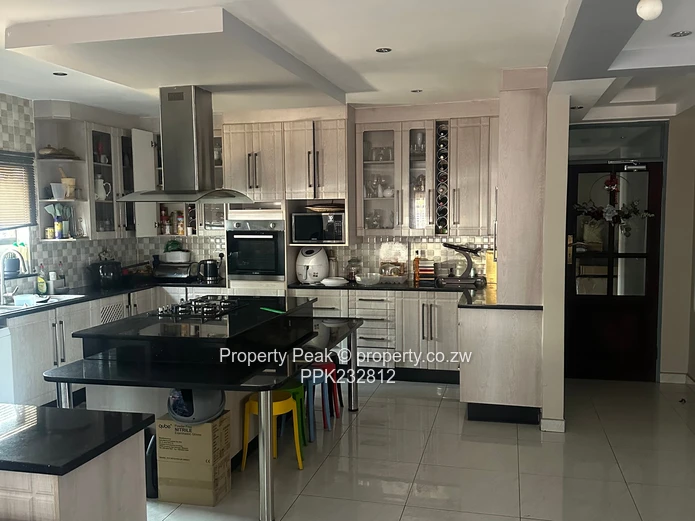 Beautiful Home For Rental In Madokero Estates (Sole Mandate)