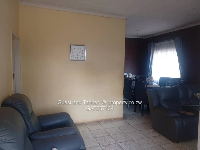 Spacious Family Living With A 3-Bedroom Cottage