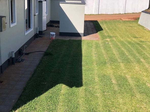 4 Bedroom Flat & Apartment