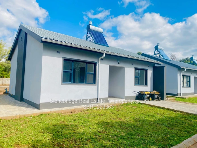 2 Bedroomed Hillside bualawayo Townhouse for sale