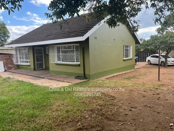House to rent in Haig Park