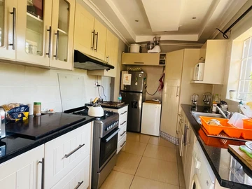 2 Bedroom Garden Flat