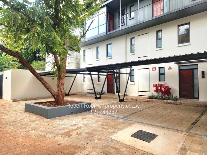 3 Beds Modern Duplex Flat To Rent In Vainona