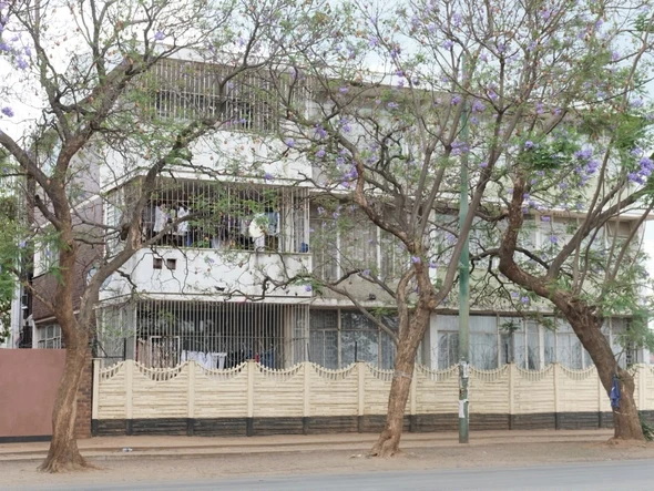 3 Bedroom Flat & Apartment
