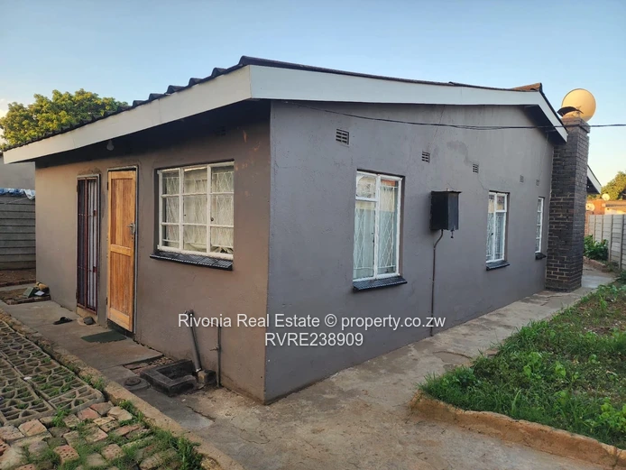 4-Bed Glenview 8 Home — Walled, Verandah, ZESA & Water