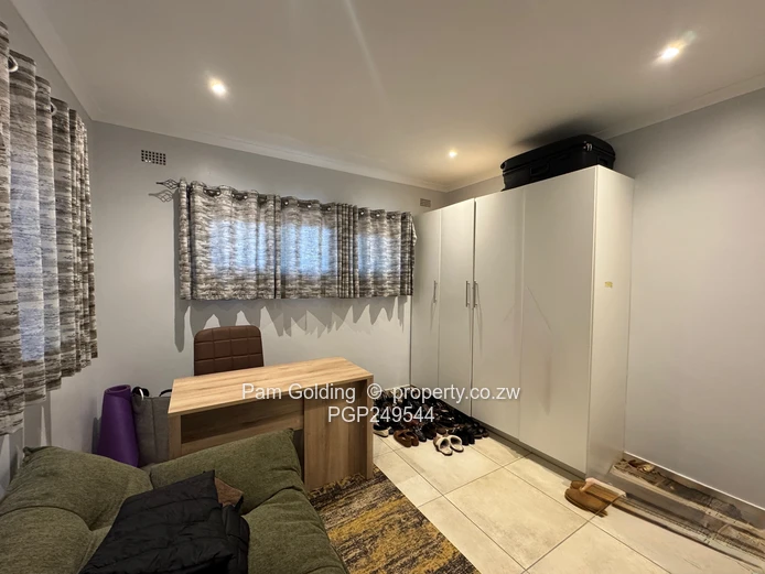 Charming 3 Bedroom Home - Chisipite 