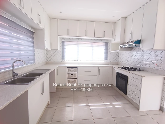 2 bed cottage to rent in Mandara