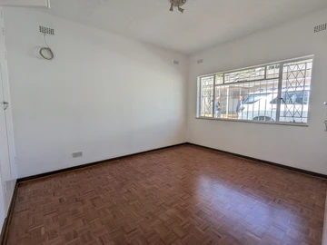 2 Bedroom Garden Flat
