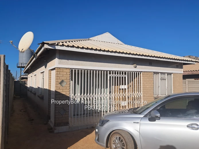 Damofalls Phase 4 House to rent available 1 July!
