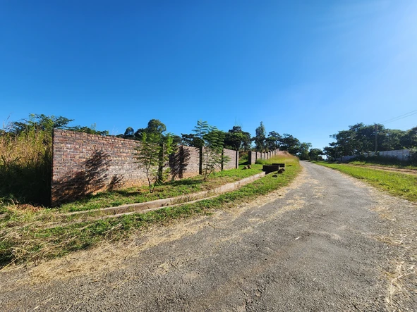 Beautiful 4277sqm Subdivided Stand in Umwinsdale