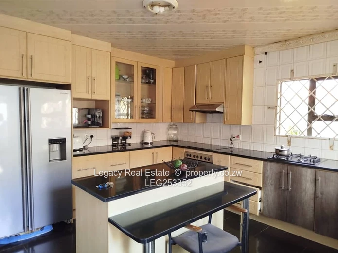 Exceptionally Finished and Palm-lined 4-Bed Bloomingdale Home with Borehole (Sole Mandate)