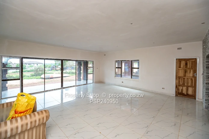 Mansion In A Well Established Surburb