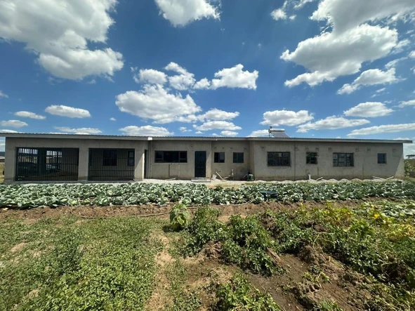 5 Bedroom House
