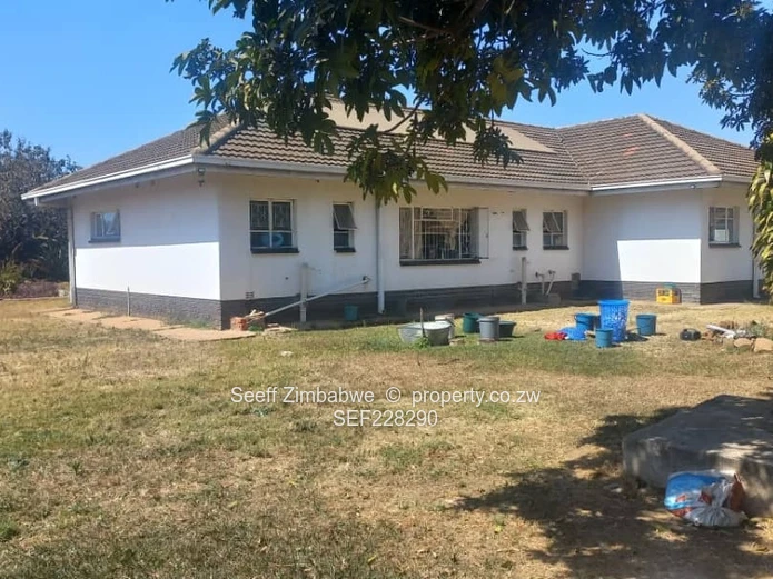 Charming  Single-Storey Family Home with Great Potential