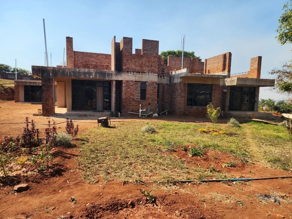 6 Bedroom House