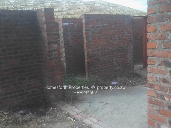 Damofalls incomplete house for sale (Sole Mandate)