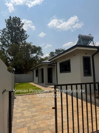 Newly Built 3 Bed Apartment Available to Let
