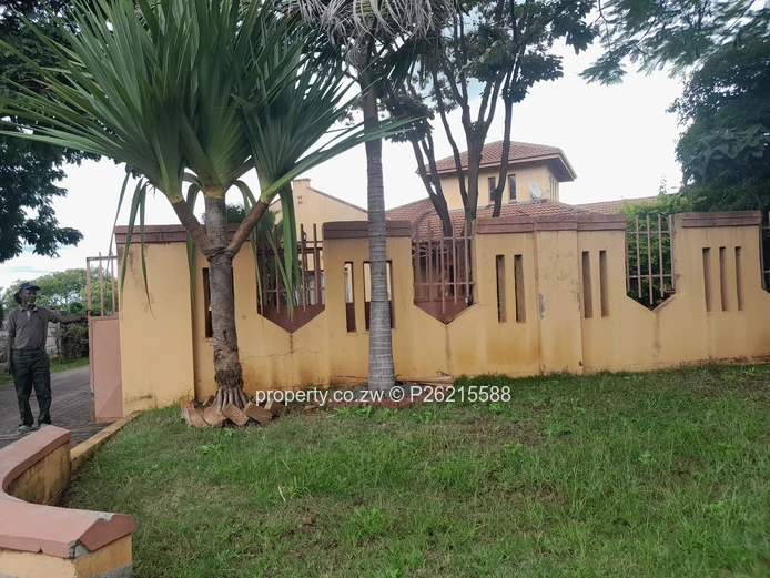A 5 bedroomed house to let in Mt Pleasant heights phase 1