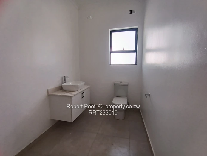 3 bed family complex home in Mount Pleasant