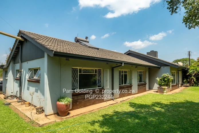 Spacious Family Home with Pool, Solar & Excellent Value in Prime Sunridge (Sole Mandate)