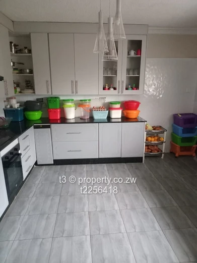 Zimre Park | House For Sale