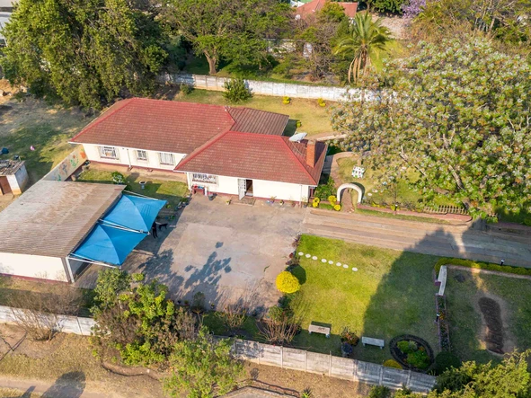 6 Bedroom House