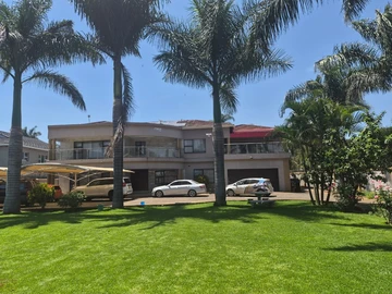 6 Bedroom House