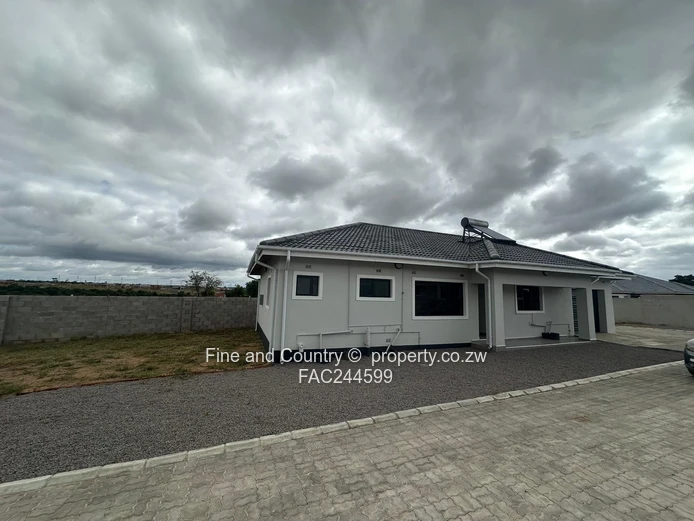 Townhouse complex for sale in budding neighborhood 