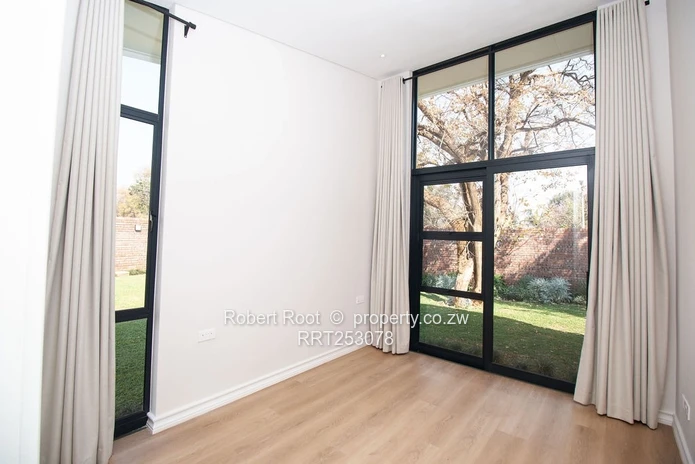 NEWLANDS - EXCEPTIONAL TOWNHOUSE (with Pool)