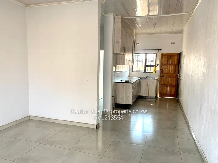 Tynwald 2-Bed Garden Flat for Rent (Sole Mandate)