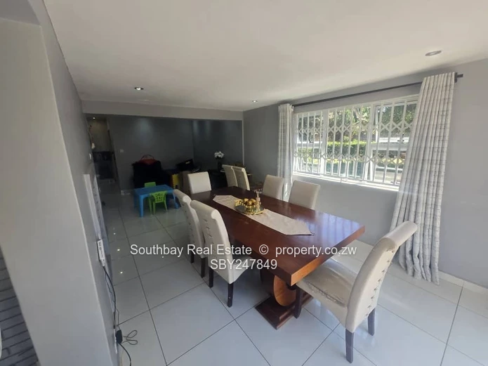 5 bed house to let (Sole Mandate)