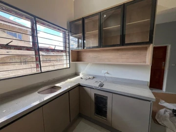 3 Bedroom Garden Flat