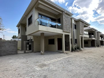 3 Bedroom Garden Flat