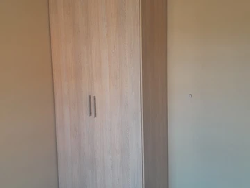 2 Bedroom Flat & Apartment