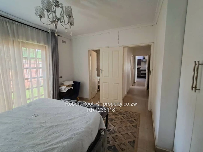 Lovely 3 bed family cluster in Greendale!