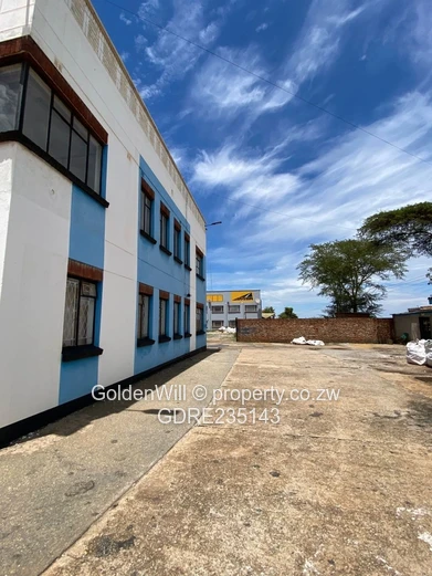 Bluffhill Warehouse To Rent