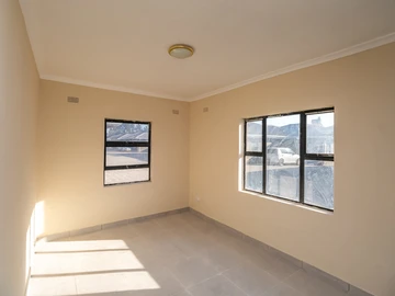 2 Bedroom Garden Flat