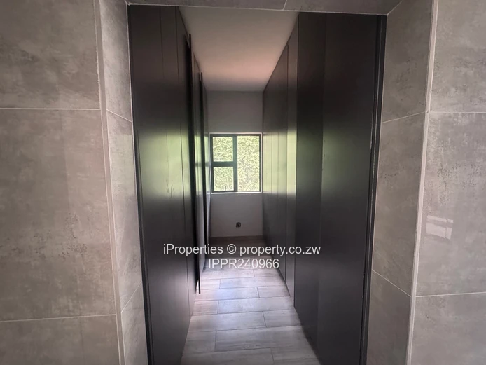 New Luxury Townhouses Up For Sale!