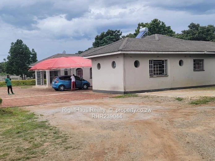 Prime Commercial Property To Let