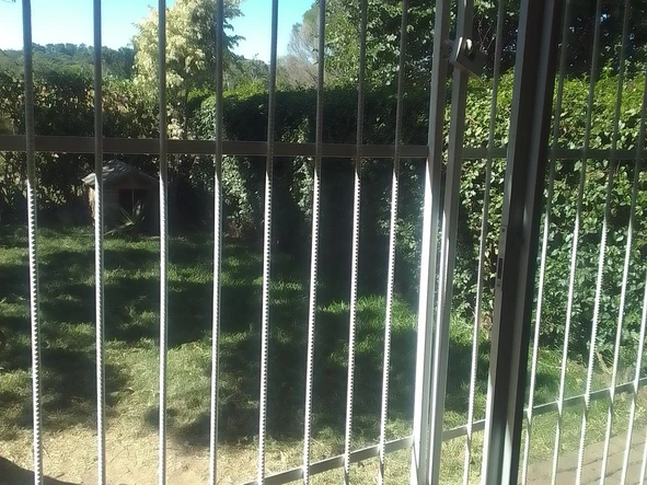 2 Bedroom Flat & Apartment