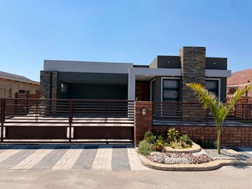 4 Bedroom House