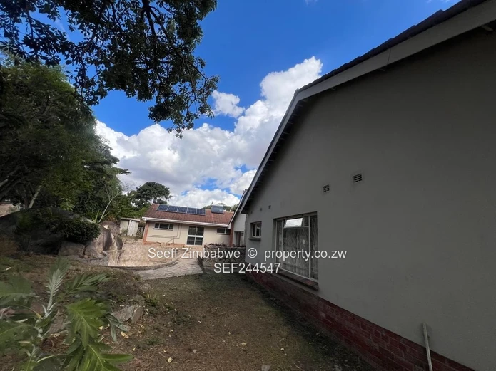 Spacious 6-Bedroom Home with Cottage & Pool