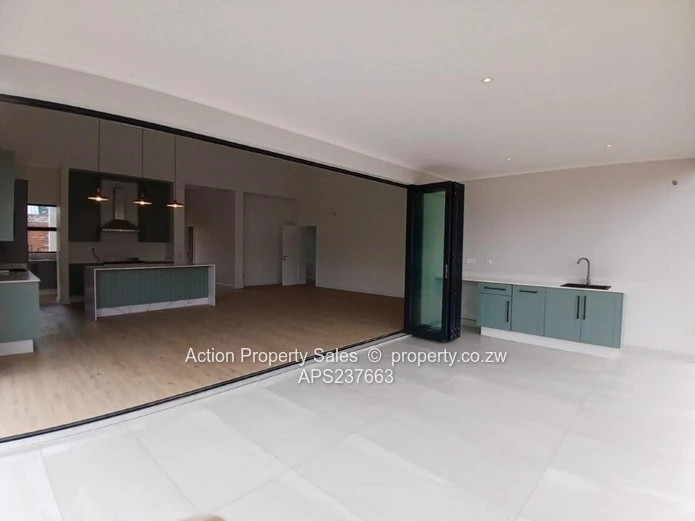 Lovely 3 Bed Family Cluster! 